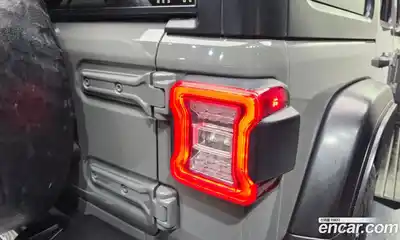 Jeep Wrangler 2022 2.0 гидро в Москве № 1549609, миниатюра 9