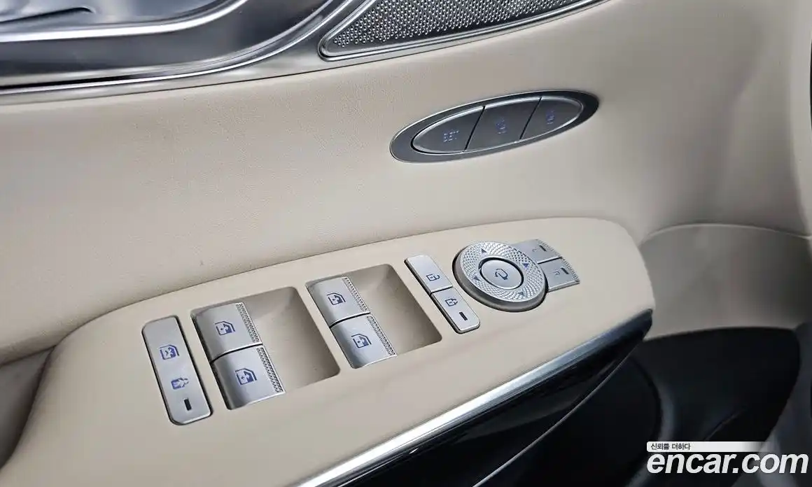 Genesis GV70 2023 2.5 гидро в Москве № 1611858, фото 30