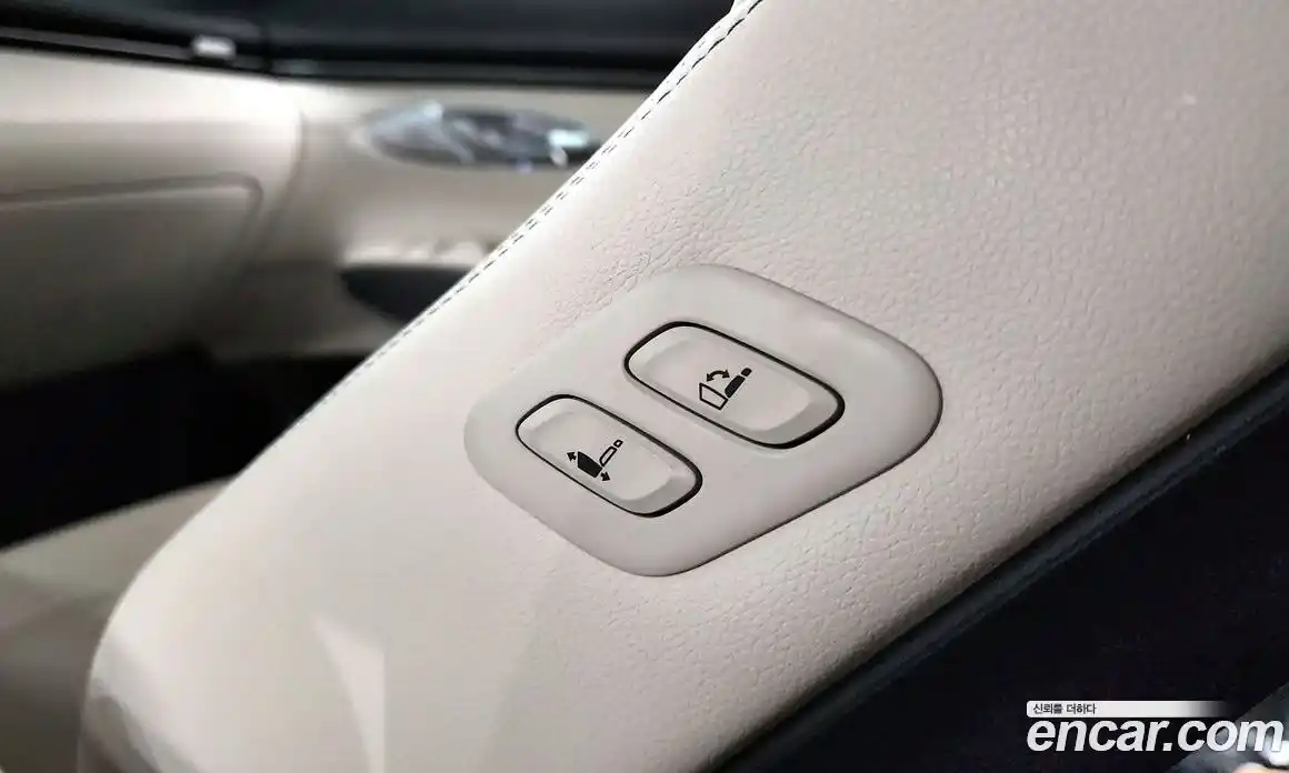 Genesis GV70 2022 2.5 гидро в Москве № 1611884, фото 32