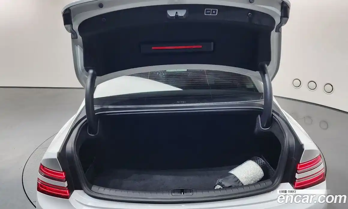 Genesis G80 2022 2.5 гидро в Москве № 1611892, фото 25