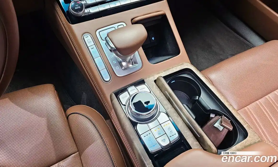 Genesis G90 2021 5.0 гидро в Москве, фото 12