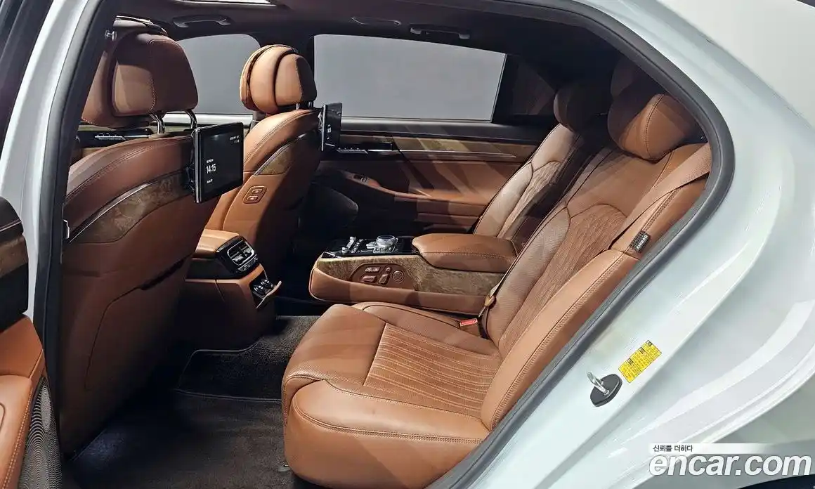 Genesis G90 2021 5.0 гидро в Москве, фото 18