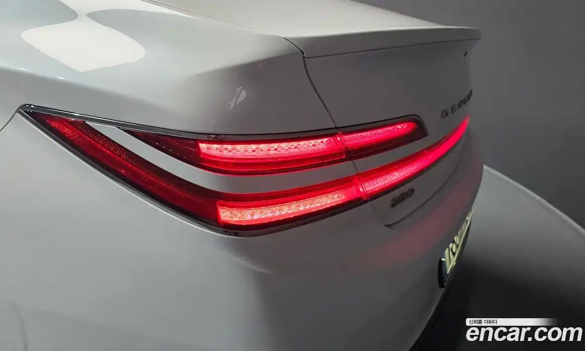 Genesis G90 2021 5.0 гидро в Москве, фото 9