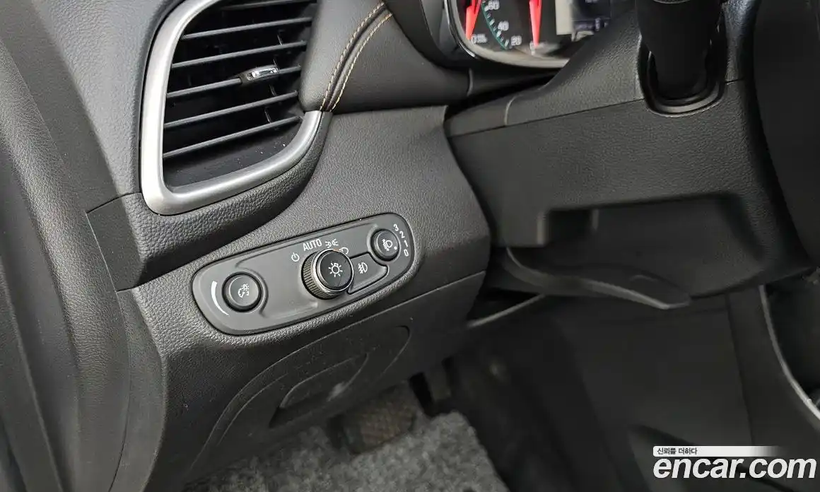 Chevrolet Trax 2018 1.4 гидро в Москве № 1614459, фото 25