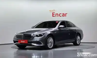 Mercedes-Benz E-Class, 2022