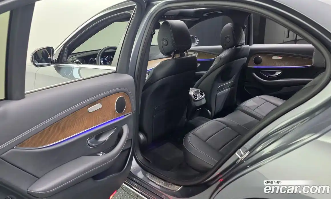 Mercedes-Benz E-Class 2022 2.0 гидро в Москве № 1616883, фото 16