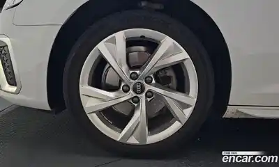 Audi A4 2021 2.0 гидро в Москве № 1617534, миниатюра 4