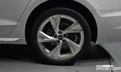 Audi A4 2021 2.0 гидро в Москве № 1617534, миниатюра 6
