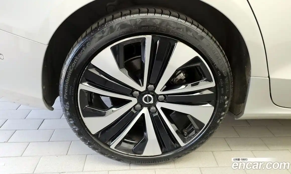 Volvo S60 2023 2.0 гидро в Москве № 1618593, фото 4