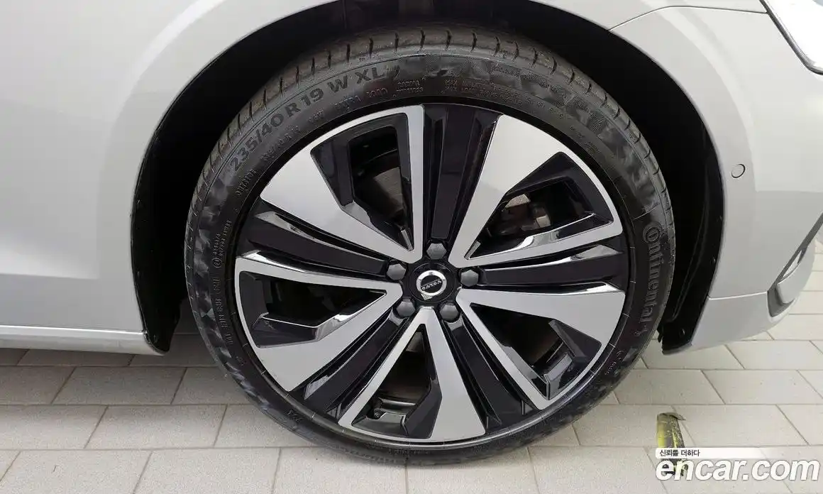 Volvo S60 2023 2.0 гидро в Москве № 1618593, фото 6