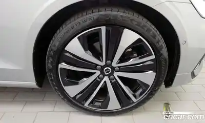 Volvo S60 2023 2.0 гидро в Москве № 1618593, миниатюра 6