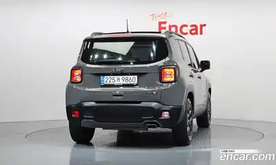Jeep Renegade 2022 1.3 гидро в Москве № 1623837, миниатюра 4