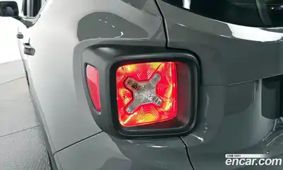 Jeep Renegade 2022 1.3 гидро в Москве № 1623837, миниатюра 9