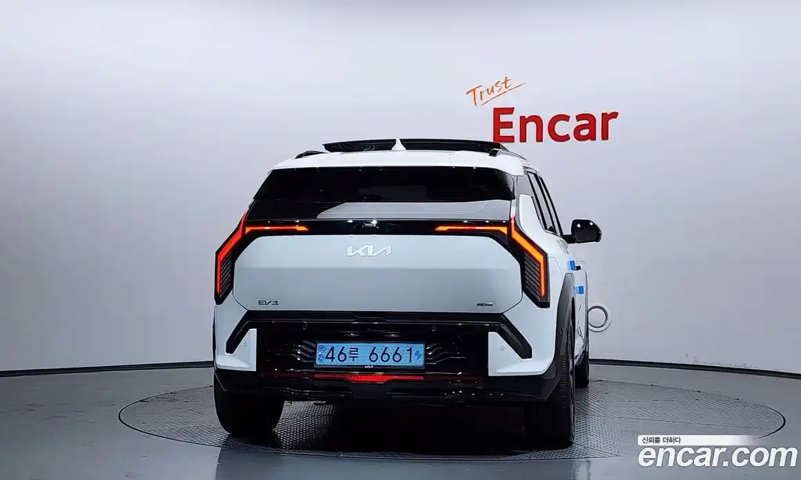 Kia EV3 2024 0.2 гидро в Москве № 1685085, фото 4