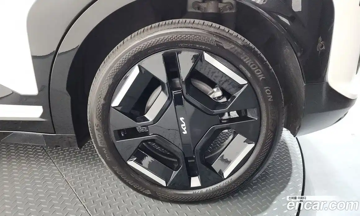 Kia EV3 2024 0.2 гидро в Москве № 1685085, фото 7