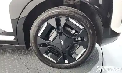 Kia EV3 2024 0.2 гидро в Москве № 1685085, миниатюра 7