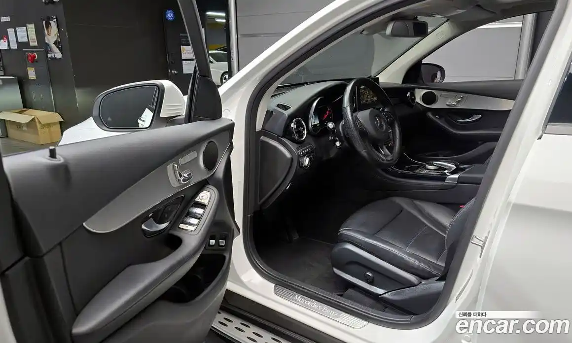 Mercedes-Benz GLC-Class 2018 2.0 гидро в Москве № 1690453, фото 13
