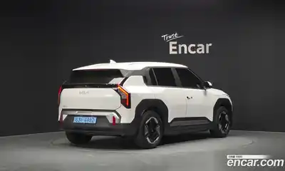 Kia EV3 2024 0.2 гидро в Москве № 1758403, миниатюра 2