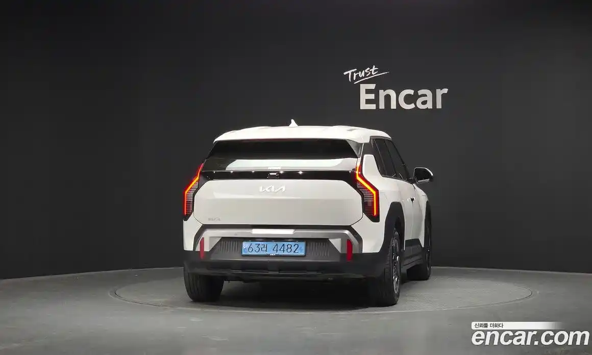 Kia EV3 2024 0.2 гидро в Москве № 1758403, фото 4
