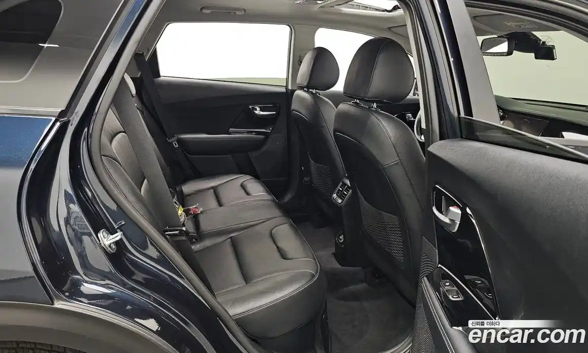 Kia Niro 2021 1.6 гидро в Москве № 1758418, фото 15