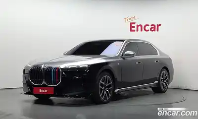 BMW 7-Series, 2025