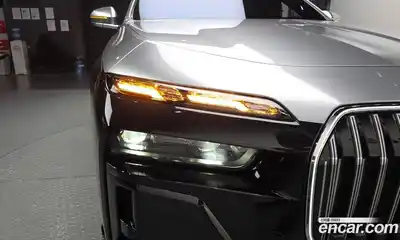 BMW 7-Series 2025 3.0 гидро в Москве № 1761973, миниатюра 8