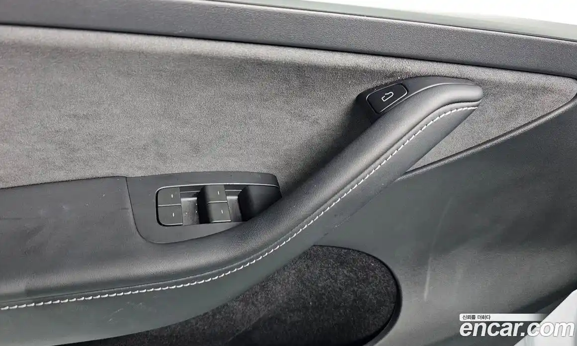 Tesla Model Y 2024 0.2 гидро, фото 24