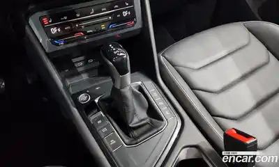 Volkswagen Tiguan 2023 2.0 гидро в Москве № 1765066, миниатюра 12