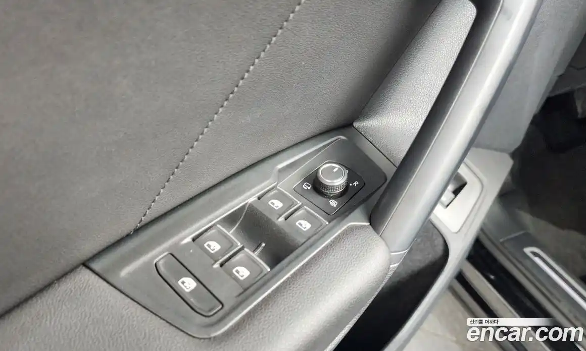 Volkswagen Tiguan 2023 2.0 гидро в Москве № 1765066, фото 30