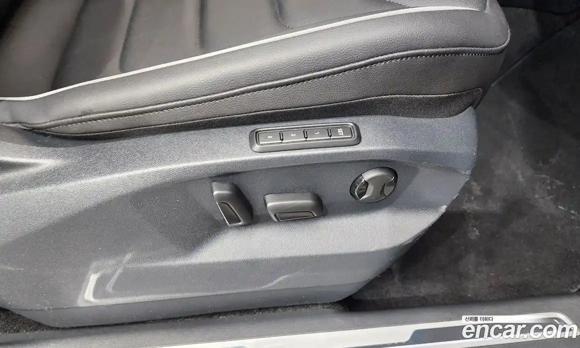 Volkswagen Tiguan 2023 2.0 гидро в Москве № 1765066, фото 36