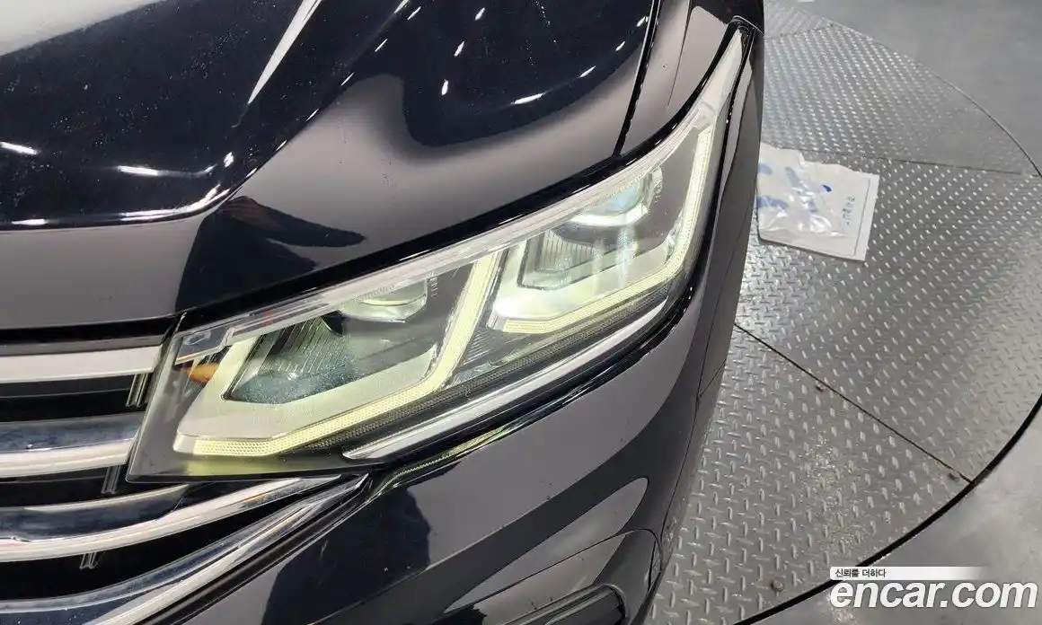 Volkswagen Tiguan 2023 2.0 гидро в Москве № 1765066, фото 8