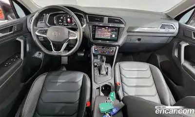 Volkswagen Tiguan 2023 2.0 гидро в Москве № 1765066, миниатюра 10
