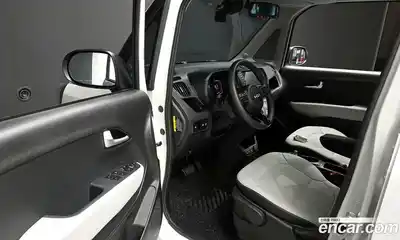 Kia Ray 2025 1.0 гидро в Москве № 1831292, миниатюра 11