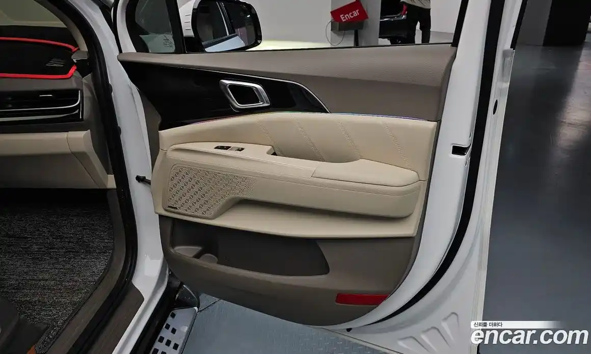 Kia Canival 2024 2.2 гидро в Москве № 1832076, фото 15