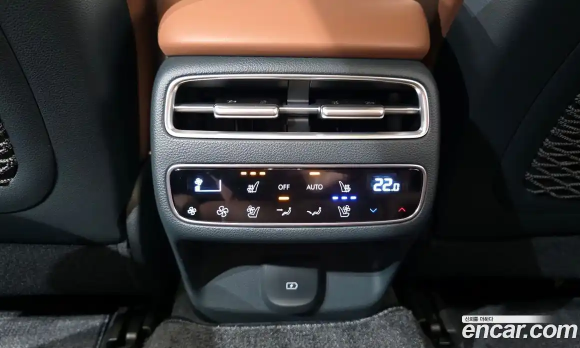 Genesis GV70 2025 2.5 гидро в Москве № 1832162, фото 25