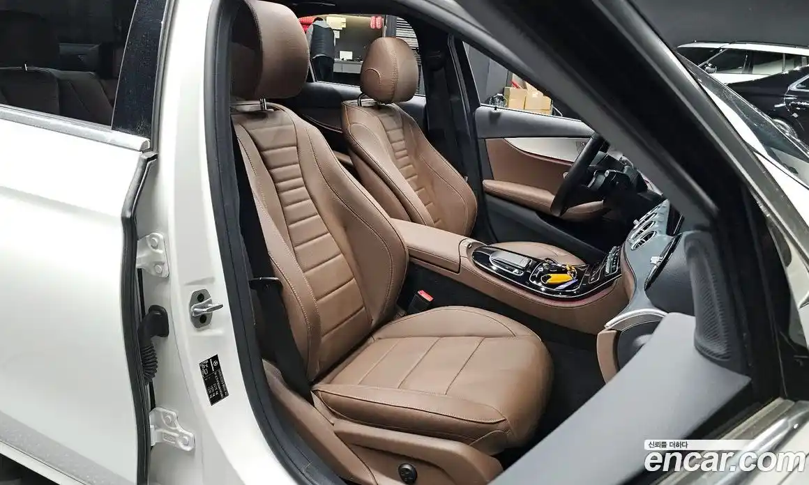 Mercedes-Benz E-Class 2021 2.0 гидро в Москве № 1832912, фото 16