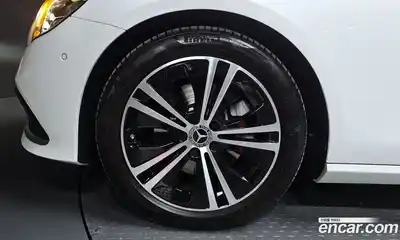 Mercedes-Benz E-Class 2021 2.0 гидро в Москве № 1832912, миниатюра 4