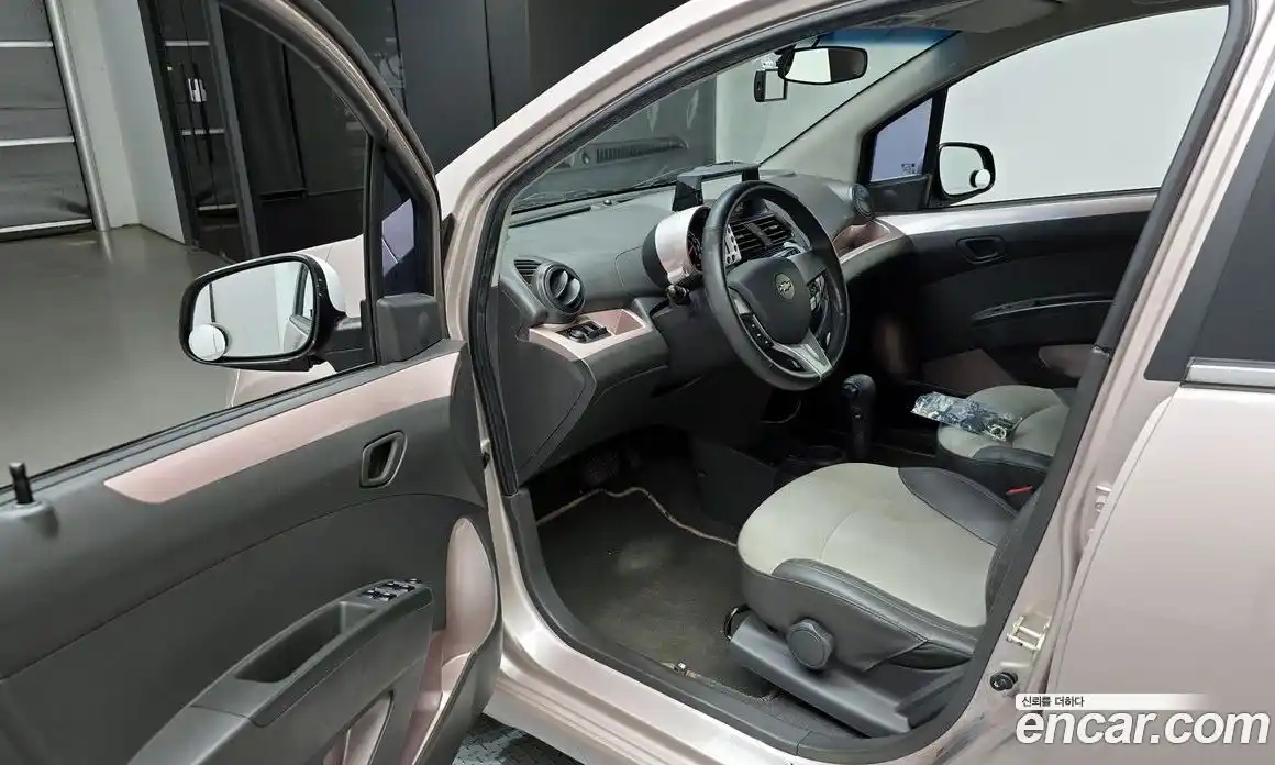 Chevrolet Spark 2012 1.0 гидро в Москве № 1833852, фото 13