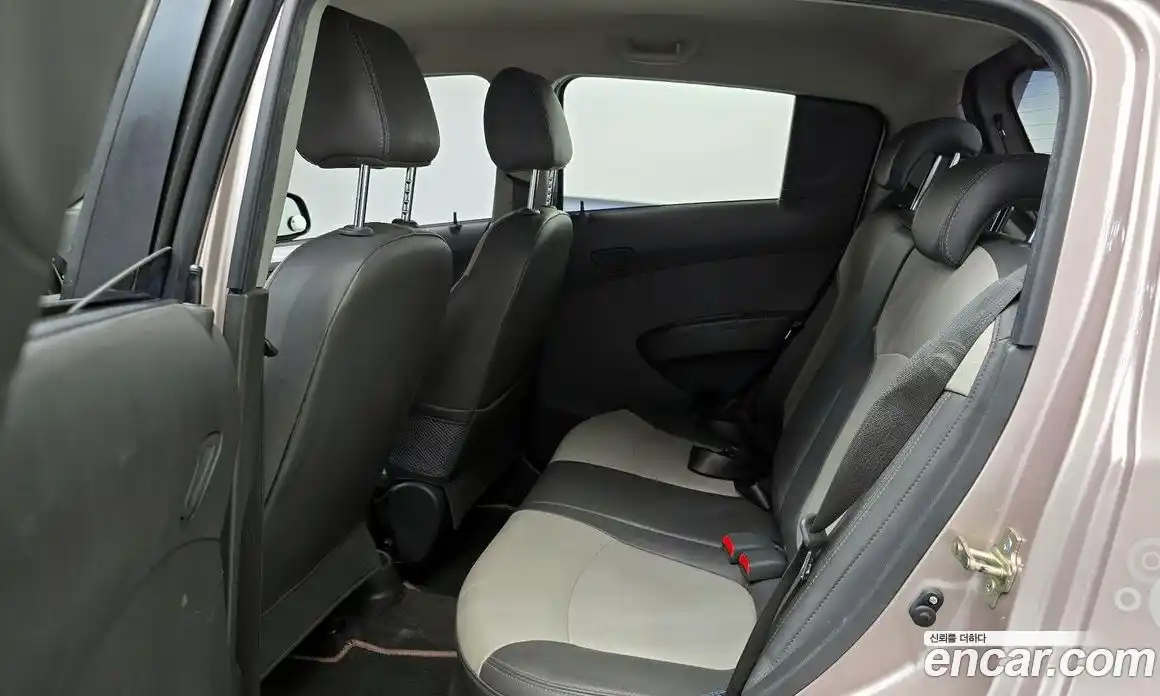 Chevrolet Spark 2012 1.0 гидро в Москве № 1833852, фото 18