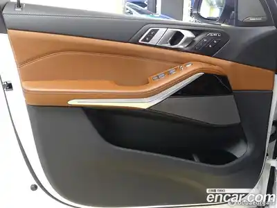 BMW X7 2023 3.0 гидро в Москве № 1835462, миниатюра 9