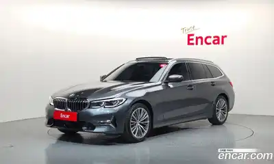 BMW 3-Series, 2022