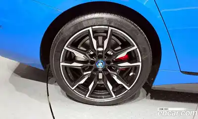 BMW i4 2023 0.2 гидро в Москве № 1835710, миниатюра 5