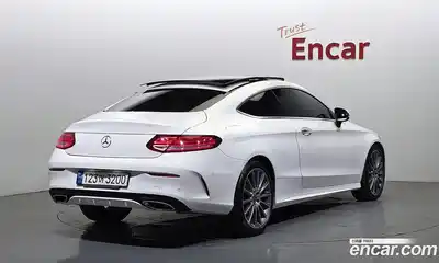 Mercedes-Benz C-Class 2018 2.0 гидро в Москве № 1836148, миниатюра 2