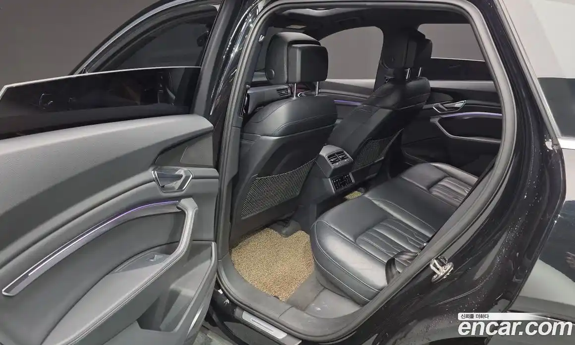 Audi e-tron 2021 0.2 гидро в Москве № 1836537, фото 15