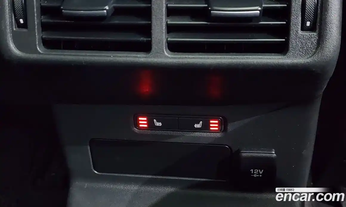 Land Rover Range-Rover Velar 2019 2.0 гидро в Москве № 1837320, фото 18
