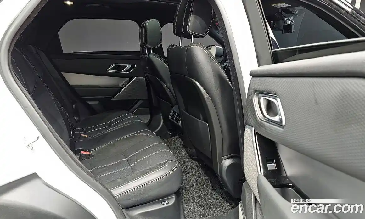 Land Rover Range-Rover Velar 2019 2.0 гидро в Москве № 1837356, фото 18