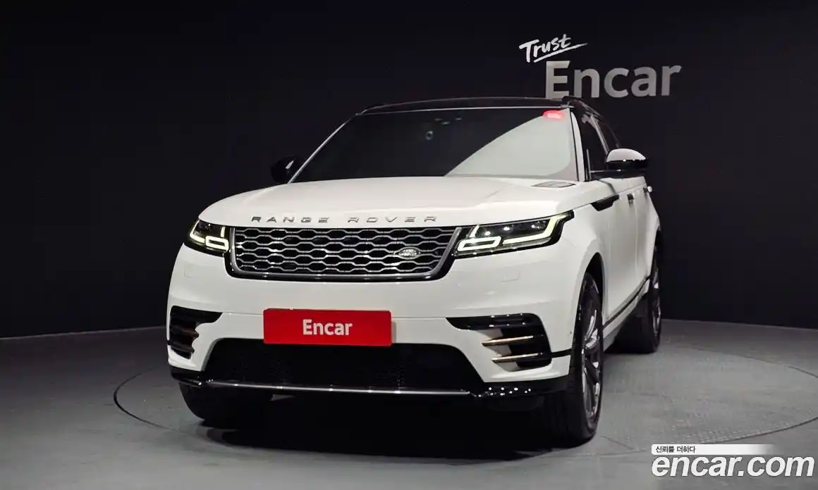 Land Rover Range-Rover Velar 2019 2.0 гидро в Москве № 1837356, фото 3