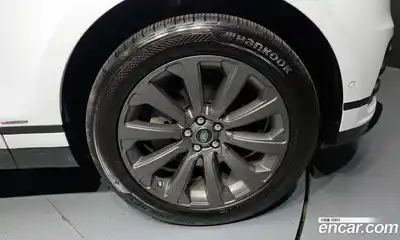 Land Rover Range-Rover Velar 2019 2.0 гидро в Москве № 1837356, миниатюра 7