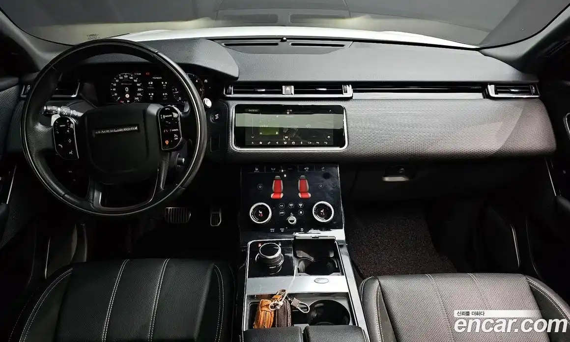 Land Rover Range-Rover Velar 2019 2.0 гидро в Москве № 1837356, фото 10