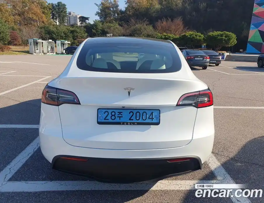 Tesla Model Y 2023 гидро, фото 4